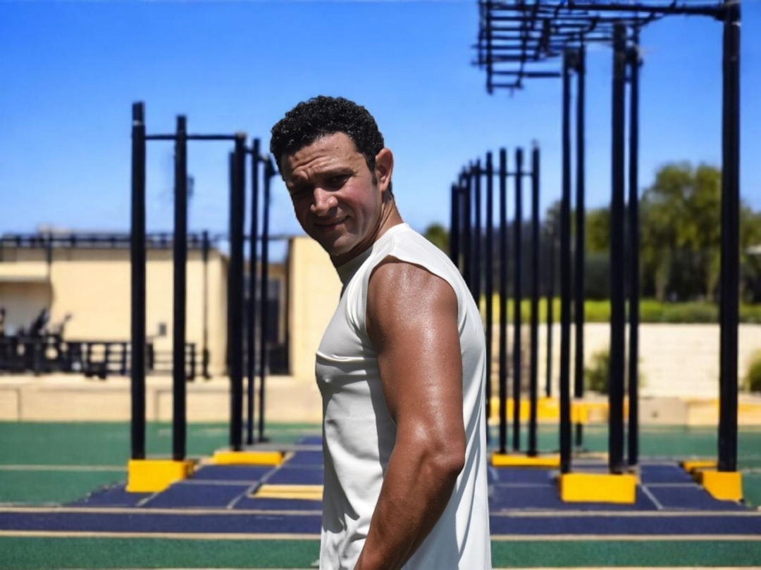 tongkat ali huberman - athletic strength training | Eternal Elixir Australia